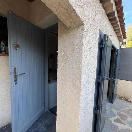 Parentale Independante Homestay Marseille