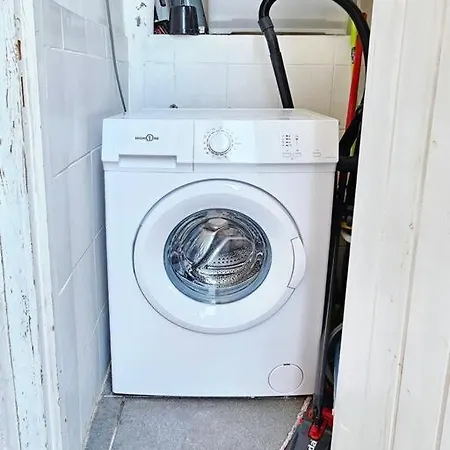 Air-conditioned With 2 Balconies