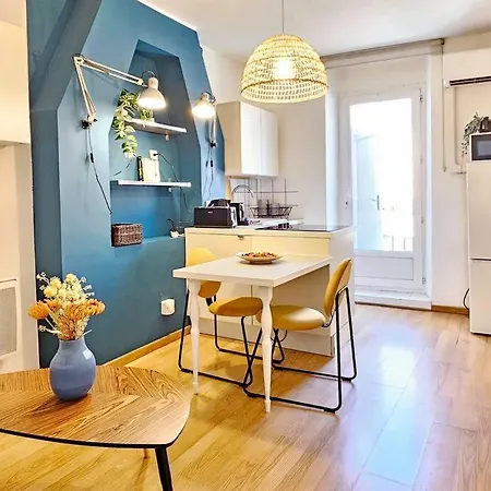 Apartment Air-conditioned With 2 Balconies Marseille