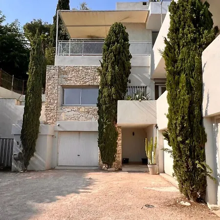 Kennedy Villa