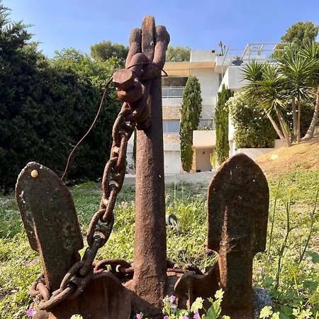 Kennedy Villa *