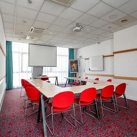 Hotel Ibis Centre Gare Saint Charles 3*