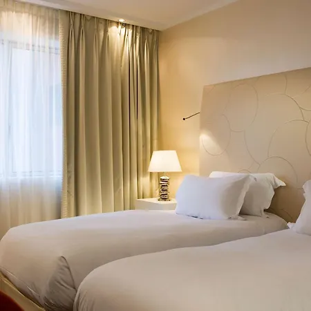 Sofitel Vieux-port 5*