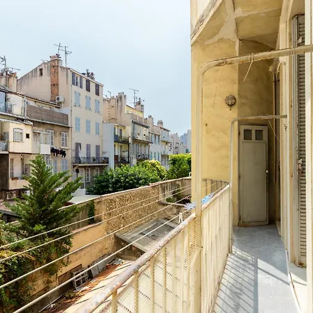 90m2 Design, Calme, Wifi, Clim, Netflix