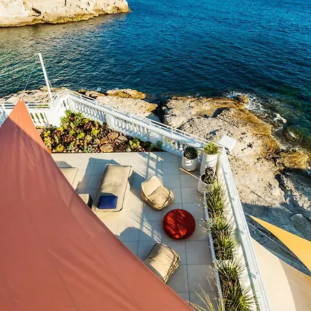 Le Petit - Passedat 5*