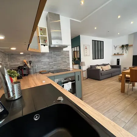 Le Cosy De L'eveche Apartment *