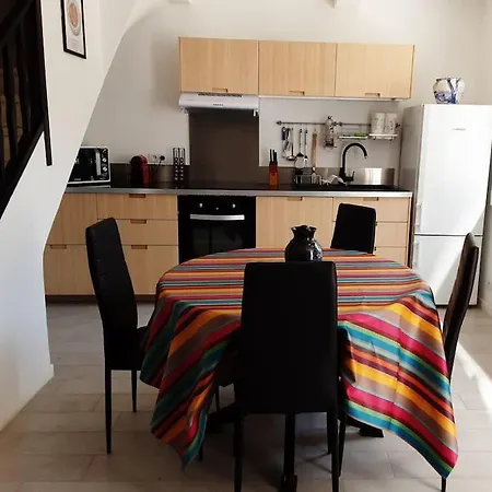 Holiday home Maison Avec Jardin *