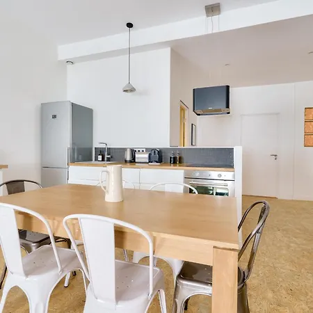 Nocnoc - L'espadrille Apartment