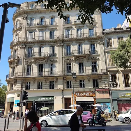 Apartment Magnifique T4 90 M2 Tres Bien Situe 2 Min Vieux Port Et Gare St Charles Marseille