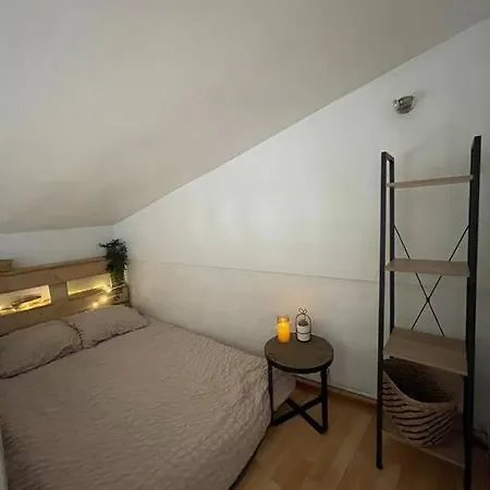 Apartment Avec Exterieur *