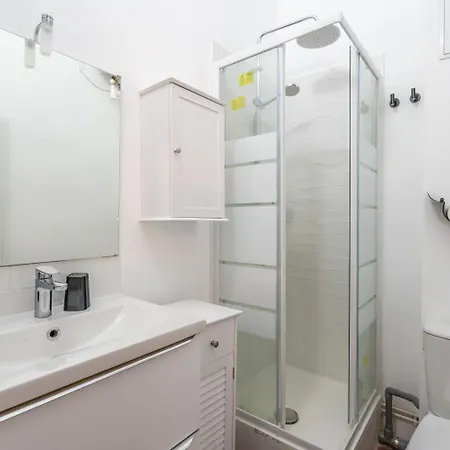 Apartment T2 Au Coeur Du Panier