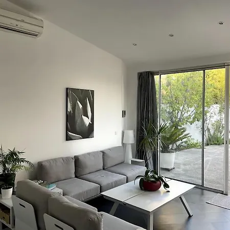 Apartment Prive Et Jardin *