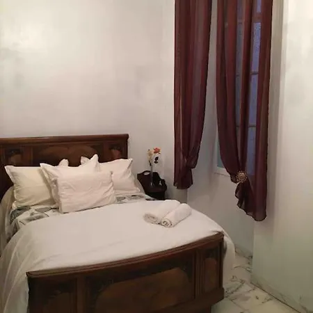 Flc-charm Of Old- Large 3 -st Charles- Box 1 Car Extra Apartament *