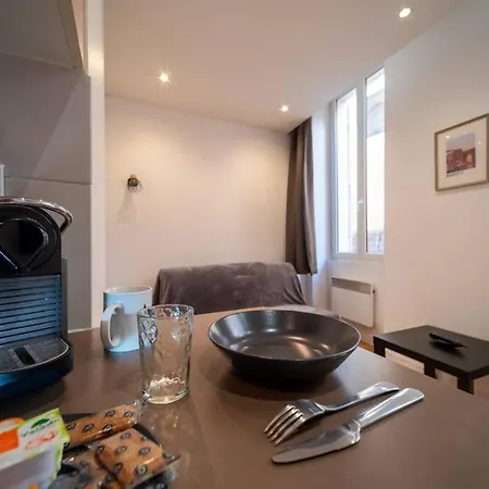 Appartement Hyper Centre Avec Terrasse 5 Min Vieux Port