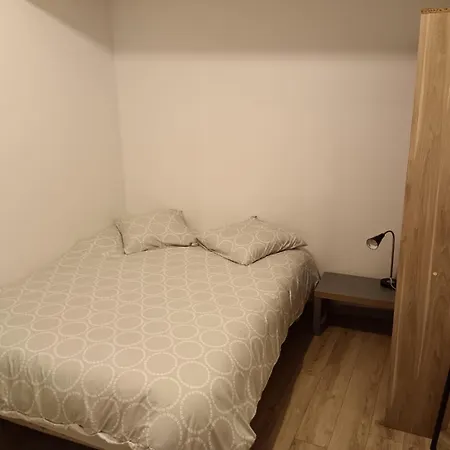 T2 Prive Proche Gare Apartment *
