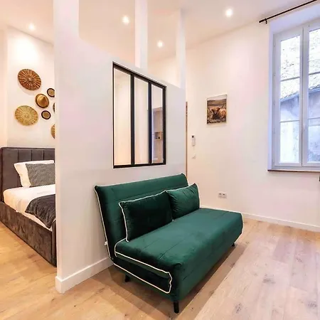 Apartment Vieux Port, Ferreol 6eme, 8 Personnes *