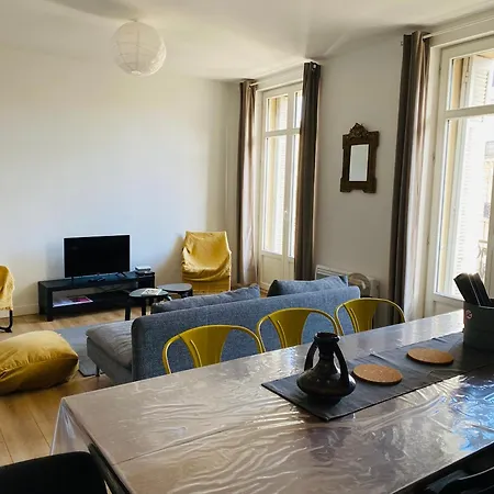 Magnifique T4 90 M2 Tres Bien Situe 2 Min Vieux Port Et Gare St Charles Apartment *