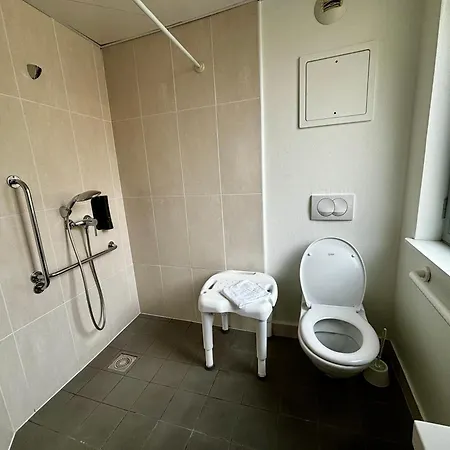 Hotel Centre La Joliette 3*