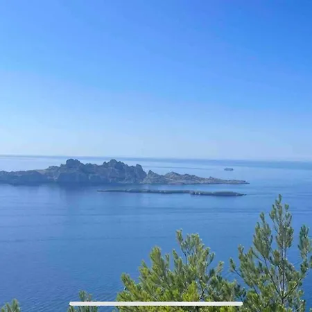 Apartment T2 Calme , Climatise Et Piscine Privee *