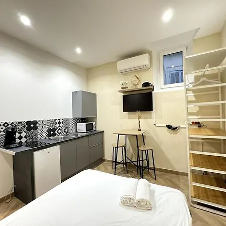 Au Coeur Du Vieux Port Avec Clim Apartment *