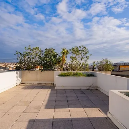 Le Rooftop Saint Charles Parking Prive * Marseille