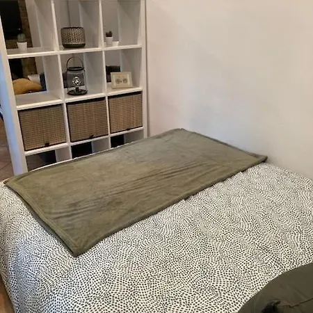 Apartment Cosy A 2 Pas De La Gare Marseille