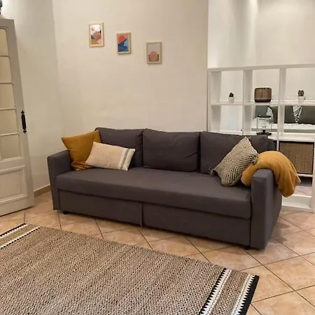 Cosy A 2 Pas De La Gare Apartment *