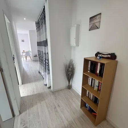 T2 Calme , Climatise Et Piscine Privee Appartement
