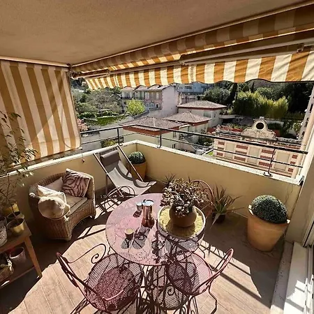 Le Breteuil - Superbe T2 - Plein Centre *