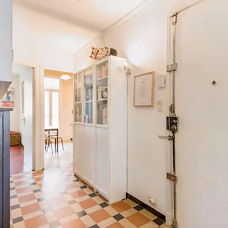 Apartment Bright In Marseille