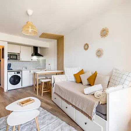 Apartment St Charles : Confortable+ Balcon *
