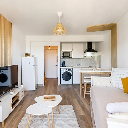 St Charles : Confortable+ Balcon *