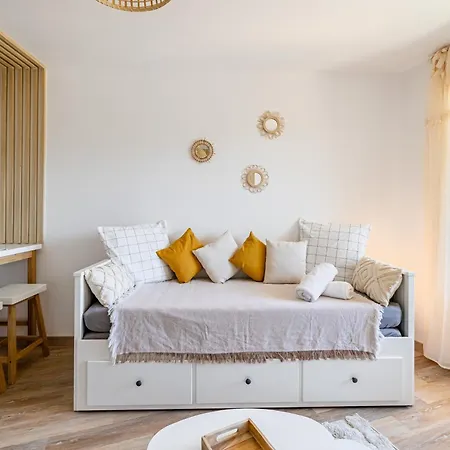 Apartment St Charles : Confortable+ Balcon Marseille