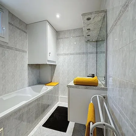 Apartment 8 Couchages - & Spacieux - Les Freres De La Loc' Marseille