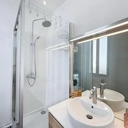 Apartment Cours Julien - & Climatisation - Les Freres De La Loc'