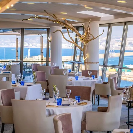 מלון Sofitel Vieux-port