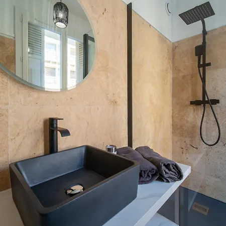 Apartment Equipe Vieux Port 4 Couchages *