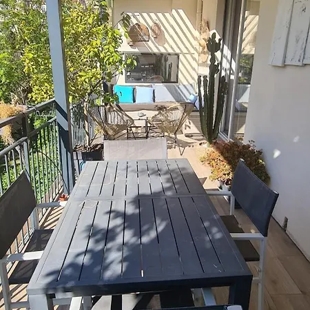 Le Cocon De Chris - Petit Bijou Au Calme Avec Vue Notre-dame De La Garde Marseille