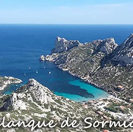 Calanques Prado Stade Et Parking * Marseille