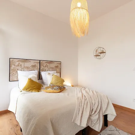 Pour 7 A Apartment