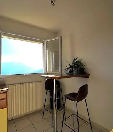 Superbe 2 Avec Vue Sur La Et La Montagne Marseille