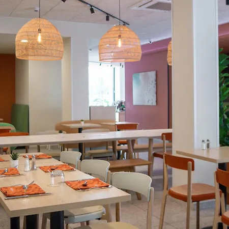 Kyriad Palais Des Congres - Velodrome - Ibis Styles A Partir De Juin 2025 Hotel