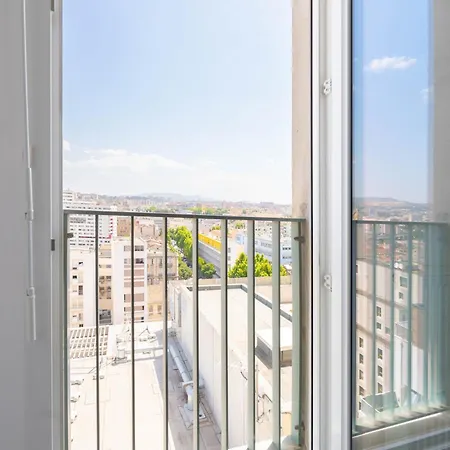 T2 Entre Plage Et Centre Ville-terrasse/parking Apartment *