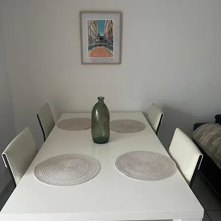 T3 Proche Metro -draps Et Serviettes Inclus