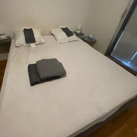 Pointe Rouge Borely Apartment