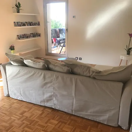 Apartment Pointe Rouge Borely