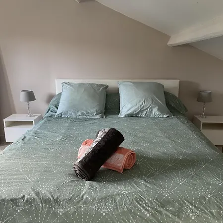 Villa Maison De 40m2,clim, Wifi, Jardin Et Parking