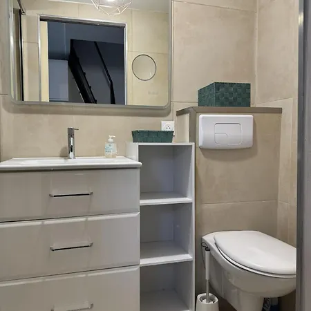 Maison De 40m2,clim, Wifi, Jardin Et Parking