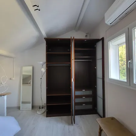 Maison De 40m2,clim, Wifi, Jardin Et Parking Villa