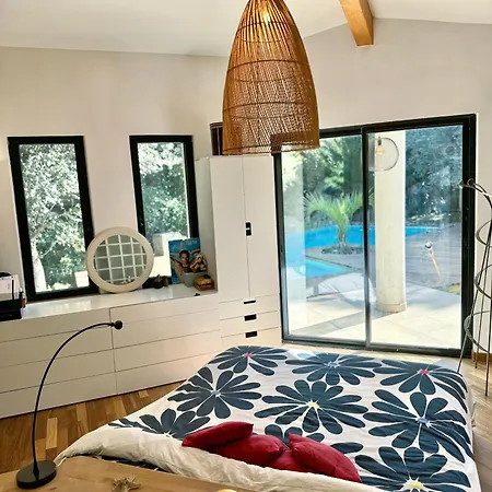 D'architecte Tout Confort, Piscine & Jardin *